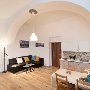  Apartment Near Wenceslas Square